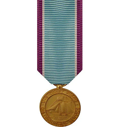 COAST GUARD DISTINGUISHED SERVICE MEDAL MINIATURE SIZE