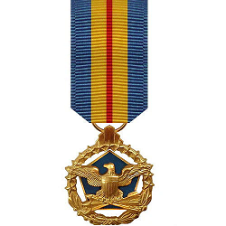 DEFENSE DISTINGUISHED SERVICE MEDAL MINIATURE SIZE