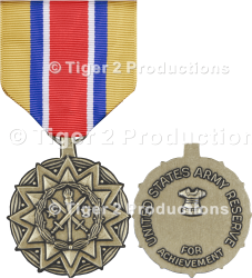 ARMY RESERVE  COMPONENT ACHIEVEMENT MEDAL REGULATION SIZE